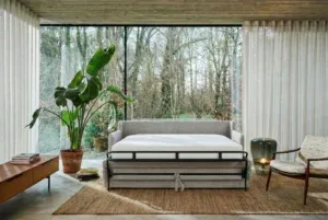 Damien bed